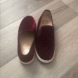 Vince Camuto red velvet slide on sneakers